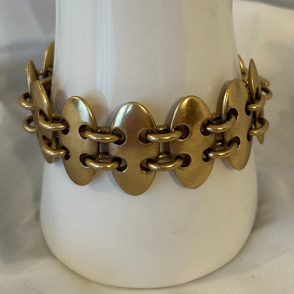 Gold Toggle Bracelet - Picture 1 of 6